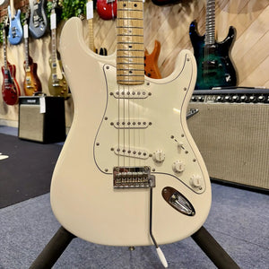 Guitare Fender Stratocaster Player Olympic White  Italie Musique