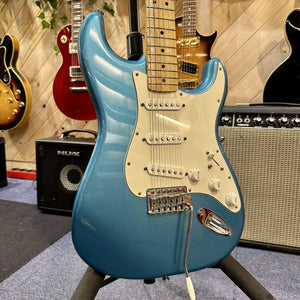 Guitare Fender Stratocaster Std Mexico  Italie Musique