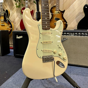 Guitare Fender Stratocaster Japan RI62  Italie Musique