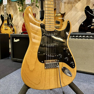 Guitare Fender Stratocaster Korea Ash - Italie Musique