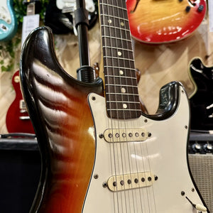 Guitare Fender Stratocaster 1973  Italie Musique