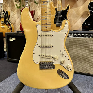 Guitare Fender Stratocaster 1972  Italie Musique