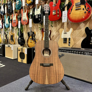 Guitare Martin D-X1E-KOA  Italie Musique