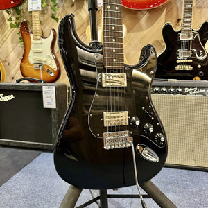 Guitare Fender Stratocaster BlackTop HH  Italie Musique