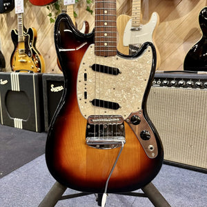 Guitare Fender Mustang Vintera 60'  Italie Musique