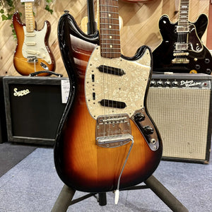 Guitare Fender Mustang Vintera 60'  Italie Musique