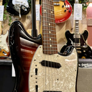 Guitare Fender Mustang Vintera 60'  Italie Musique