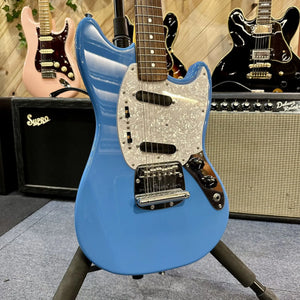 Guitare Fender Mustang Traditional 70s California Blue  Italie Musique