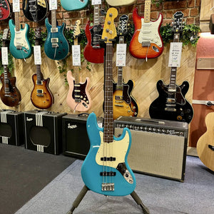 Basse Fender Jazz Bass American Professional II Miami Blue  Italie Musique