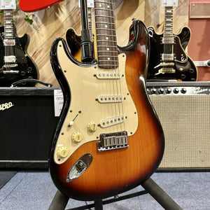 Guitare Fender Stratocaster USA Std Gauchère 1993  Italie Musique
