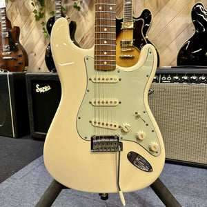 Guitare Fender Stratocaster Vintera 60s Modified  Italie Musique