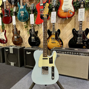Guitare Fender Telecaster Vintera II 60s  Italie Musique