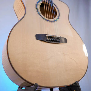 Guitare Dowina Acero GACE - Italie Musique