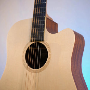 Guitare Dowina Puella DCE - Italie Musique